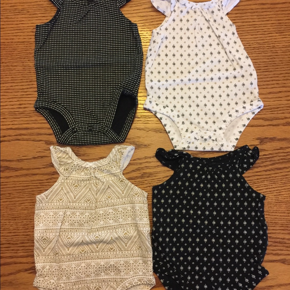 Short sleeved onesies